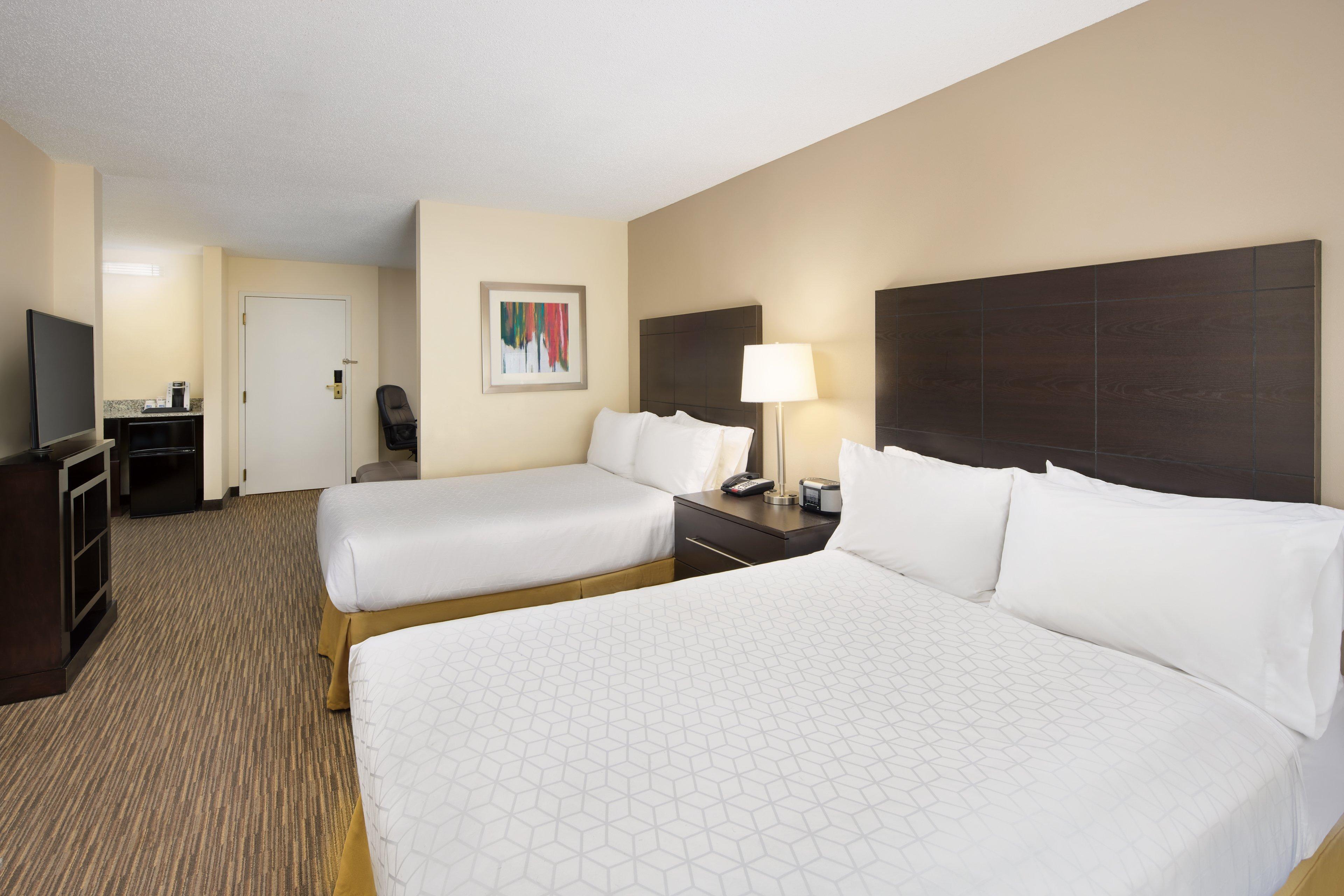 Holiday Inn Express & Suites Alpharetta By Ihg Bagian luar foto