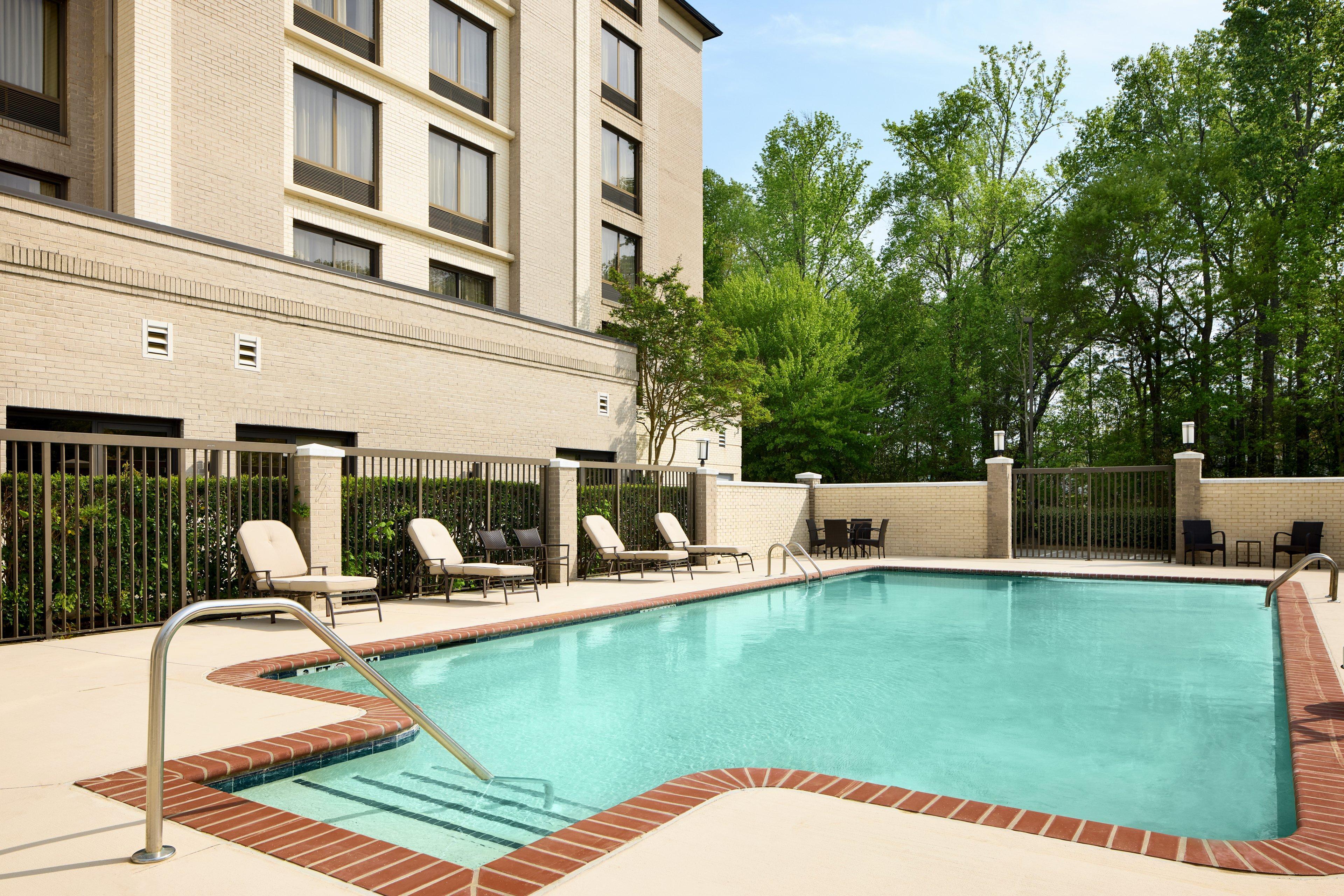 Holiday Inn Express & Suites Alpharetta By Ihg Bagian luar foto