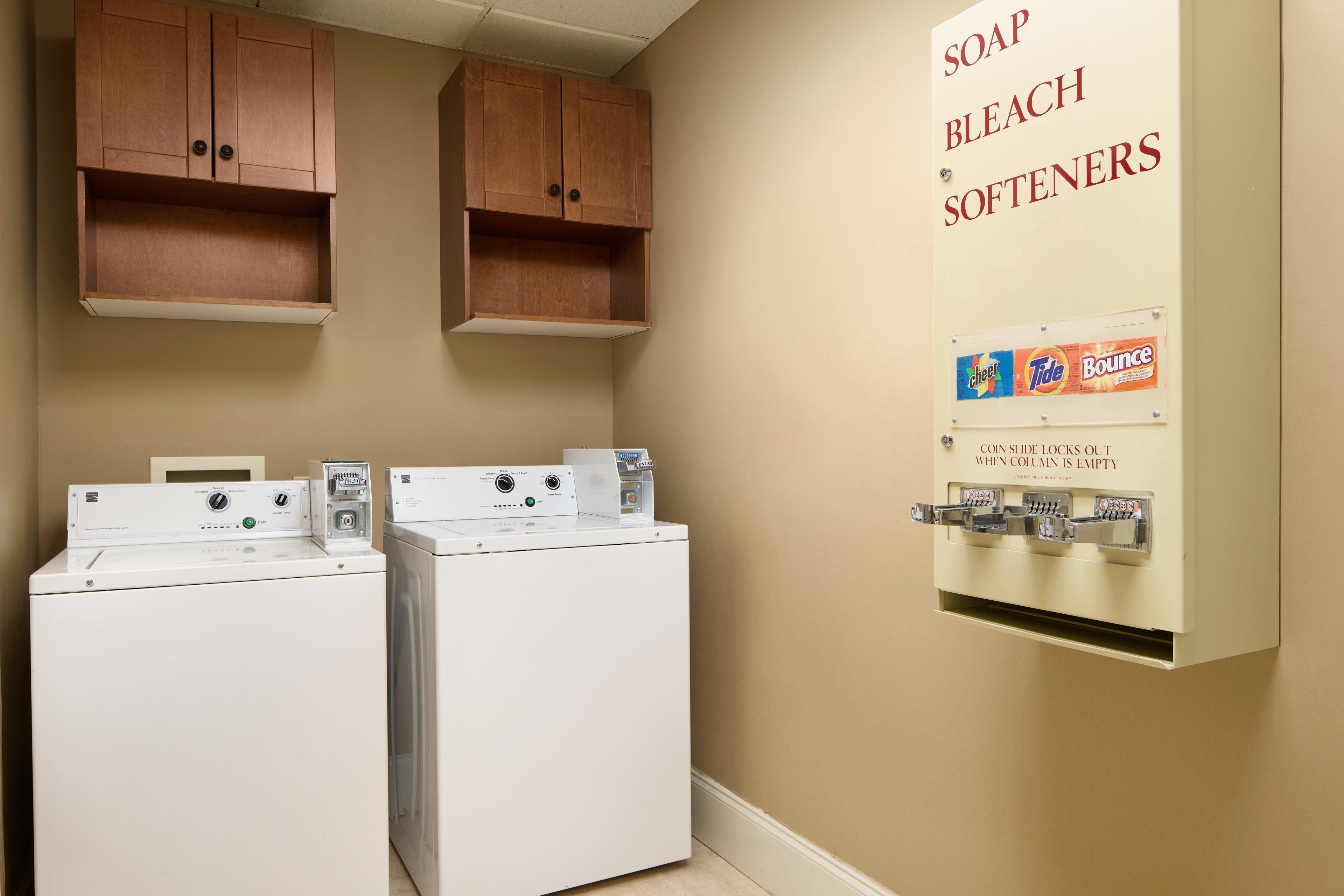 Holiday Inn Express & Suites Alpharetta By Ihg Bagian luar foto