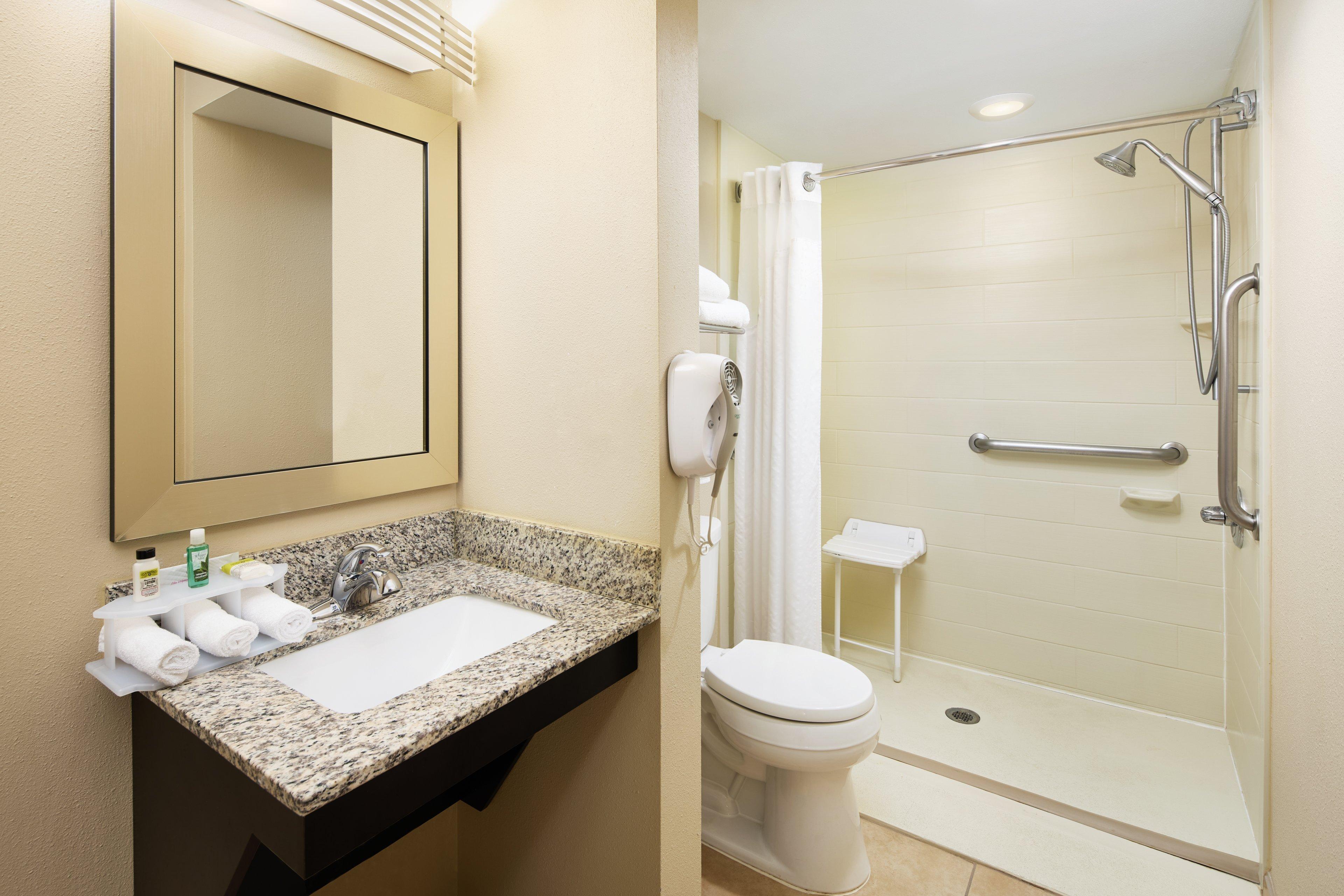 Holiday Inn Express & Suites Alpharetta By Ihg Bagian luar foto
