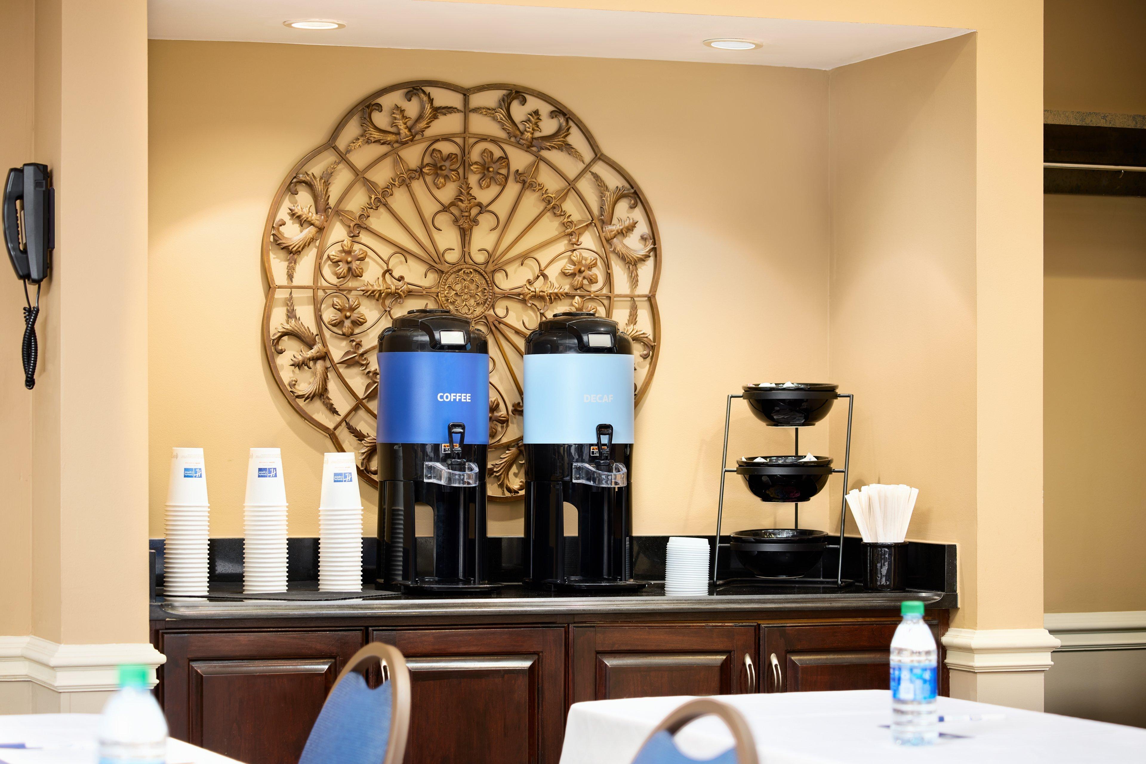 Holiday Inn Express & Suites Alpharetta By Ihg Bagian luar foto