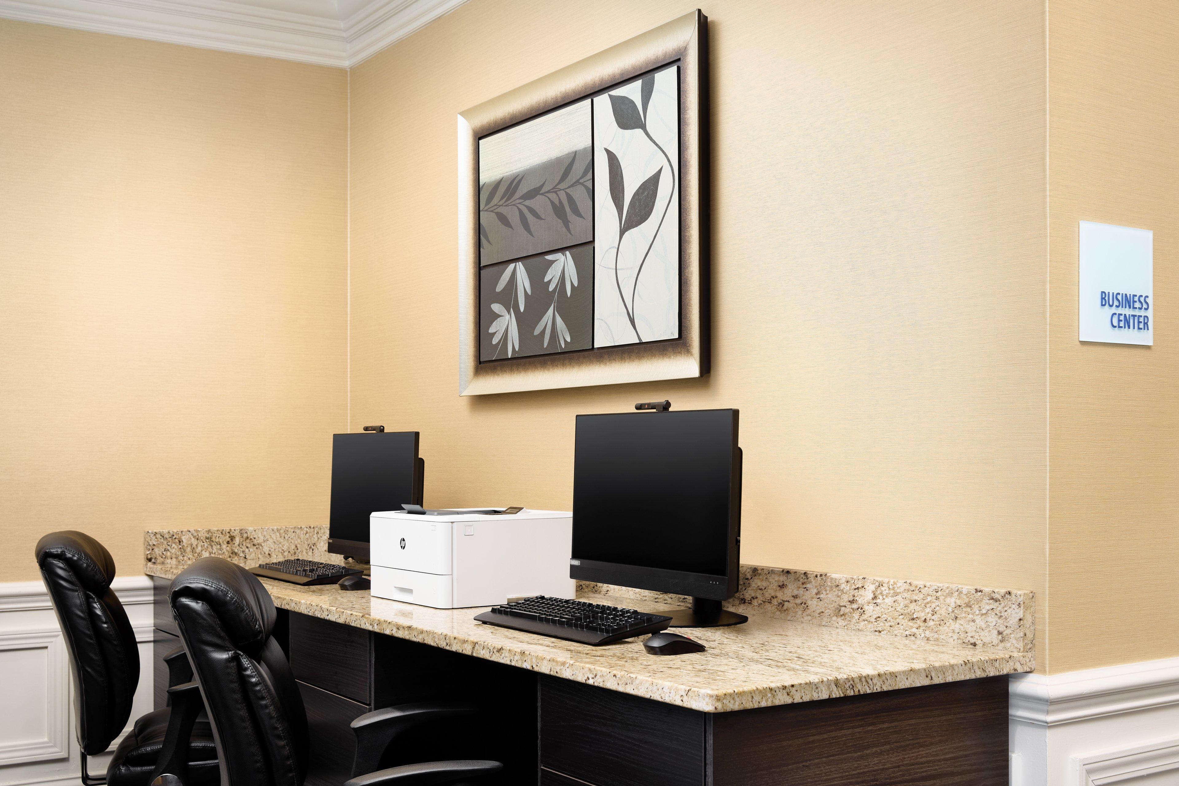 Holiday Inn Express & Suites Alpharetta By Ihg Bagian luar foto